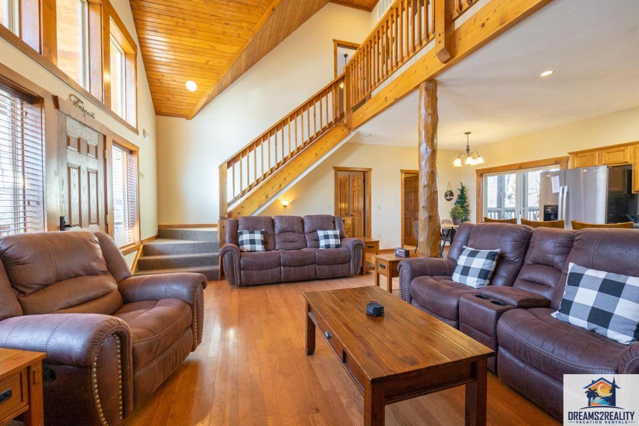 Forest Heights Lodge - 6Br - Pool Table - Near Silver Dollar City - Free Tickets Included 布蘭森 外观 照片