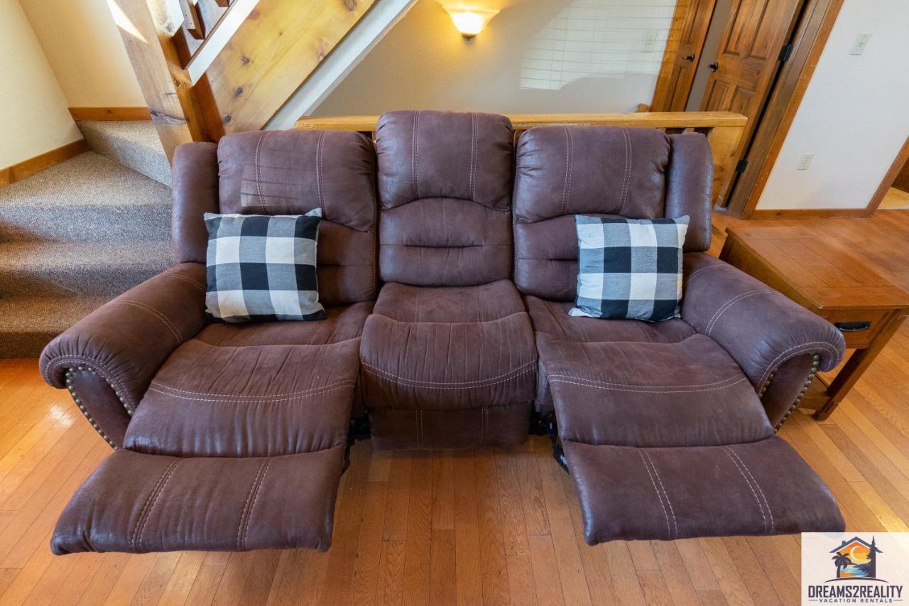 Forest Heights Lodge - 6Br - Pool Table - Near Silver Dollar City - Free Tickets Included 布蘭森 外观 照片