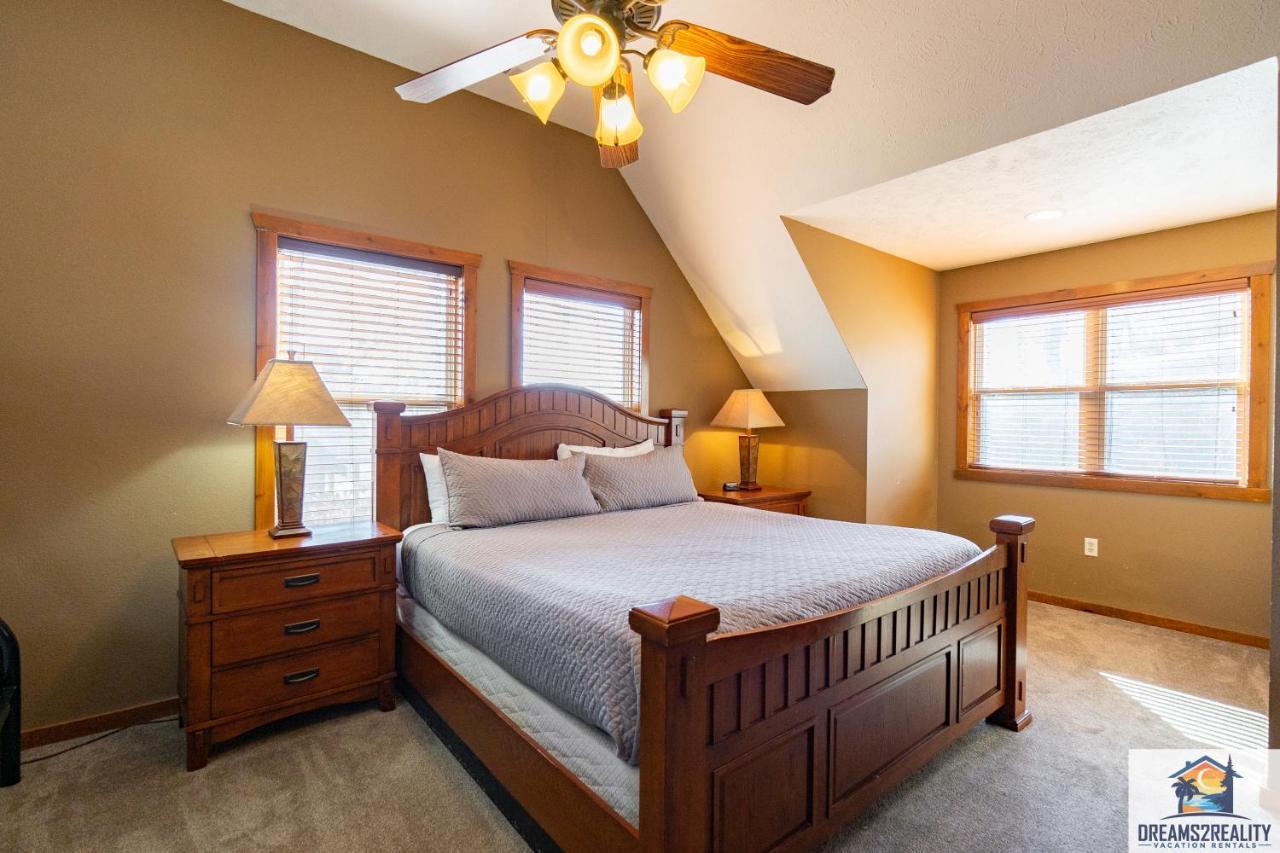 Forest Heights Lodge - 6Br - Pool Table - Near Silver Dollar City - Free Tickets Included 布蘭森 外观 照片
