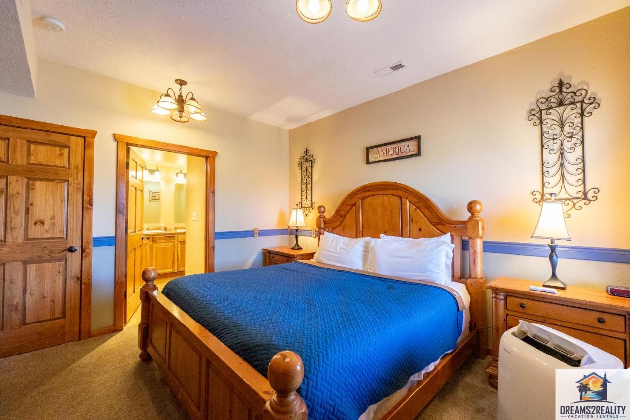 Forest Heights Lodge - 6Br - Pool Table - Near Silver Dollar City - Free Tickets Included 布蘭森 外观 照片